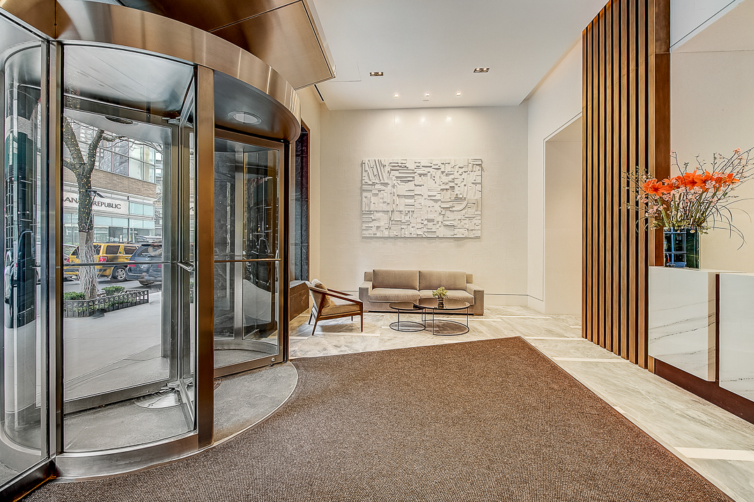111 West 67th Street, Unit 24L Manhattan, NY 10023 - Photo 2 of 6 Gallery Image 2