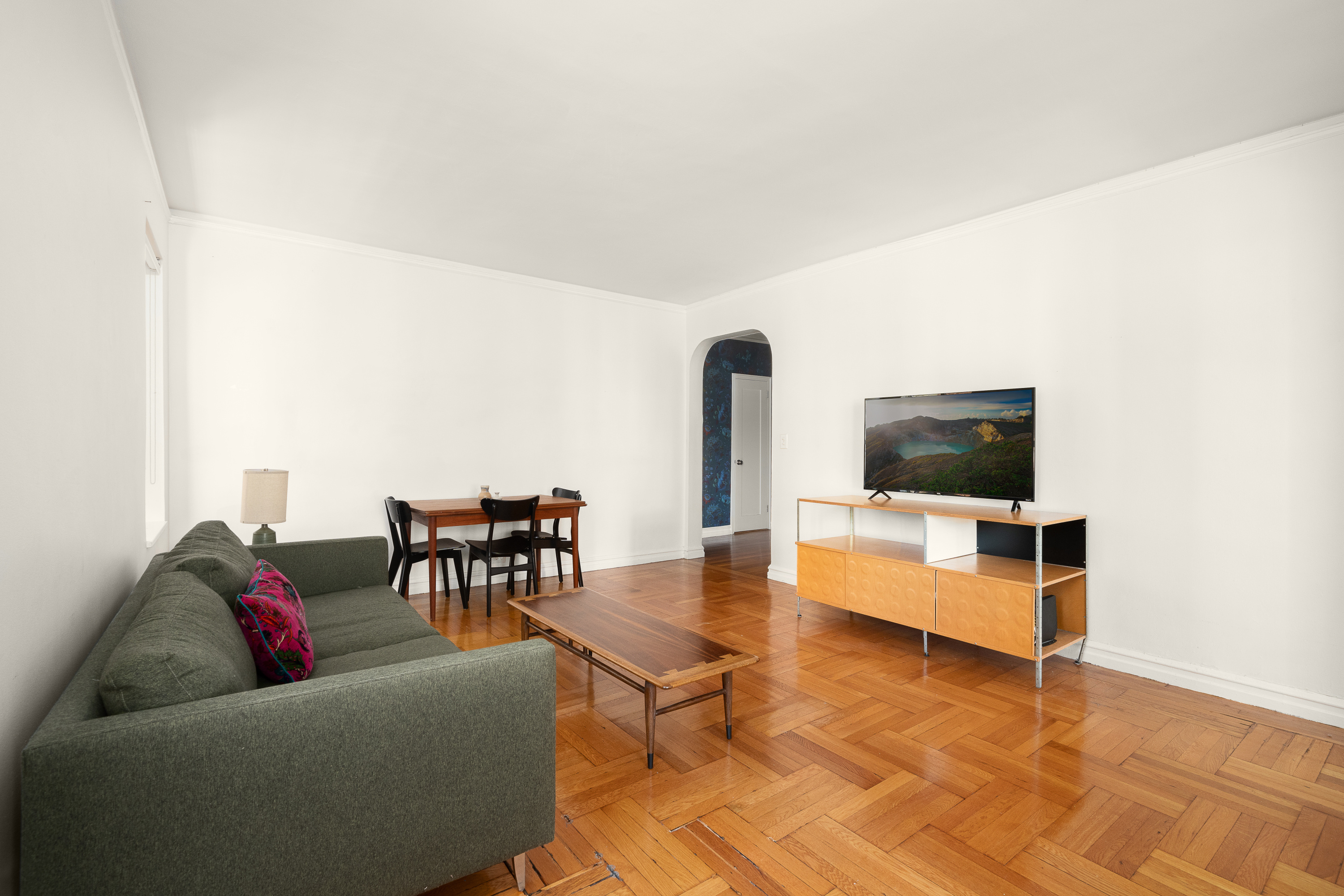 165 West 20th Street, Unit 3K Manhattan, NY 10011 - Photo 2 of 8