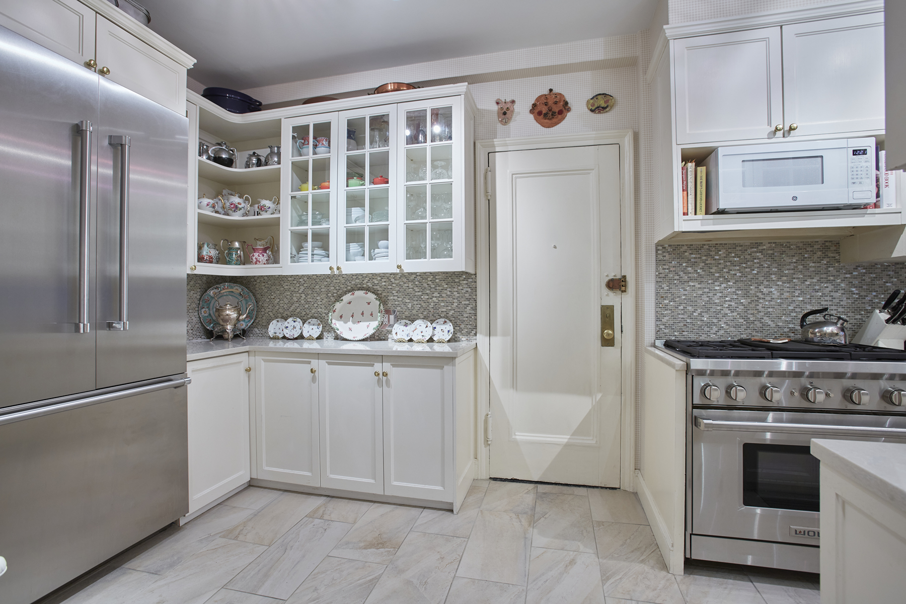 17 East 89th Street, Unit 3B Manhattan, NY 10128 - Photo 9 of 24