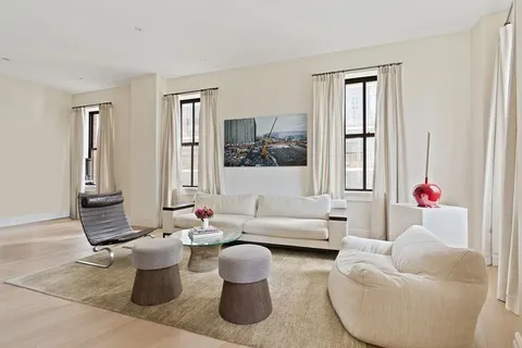 $3,795,000 | 100 Barclay Street, Unit 17L | TriBeCa