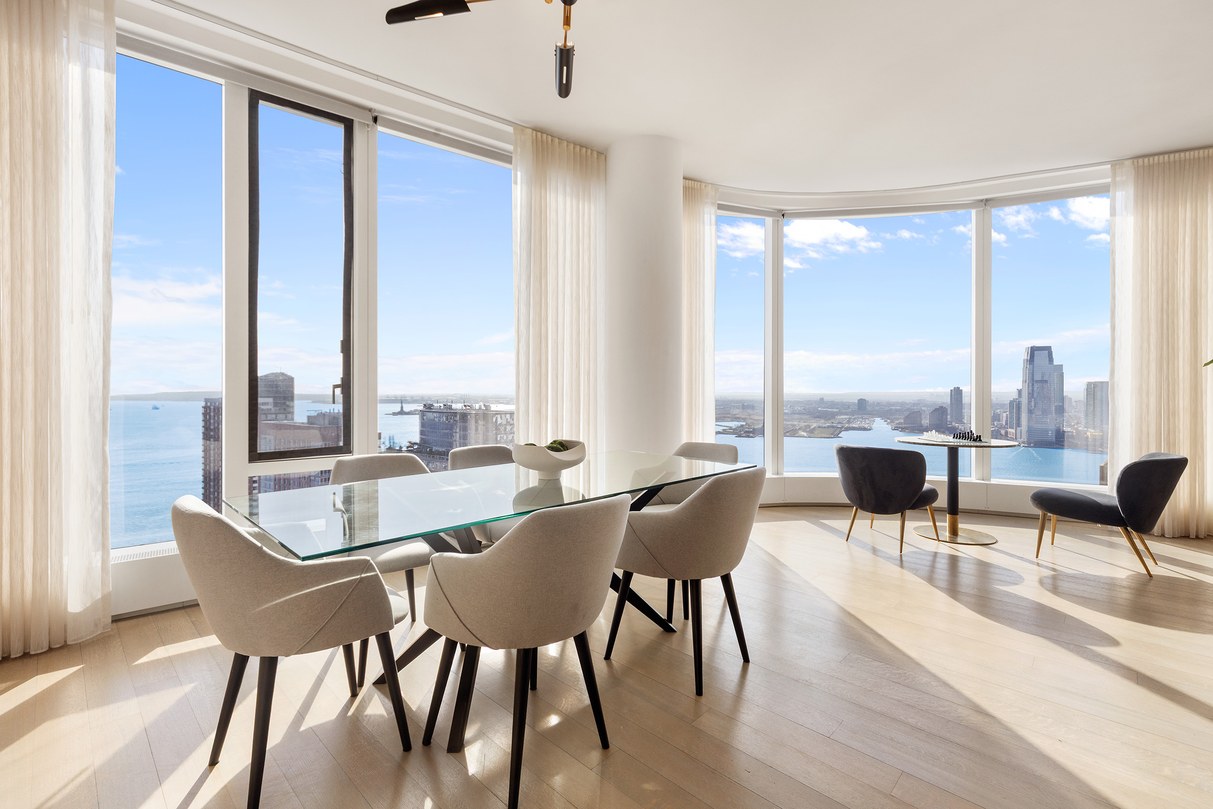 50 West Street, Unit 37C Manhattan, NY 10006 - Photo 4 of 43 Gallery Image 4