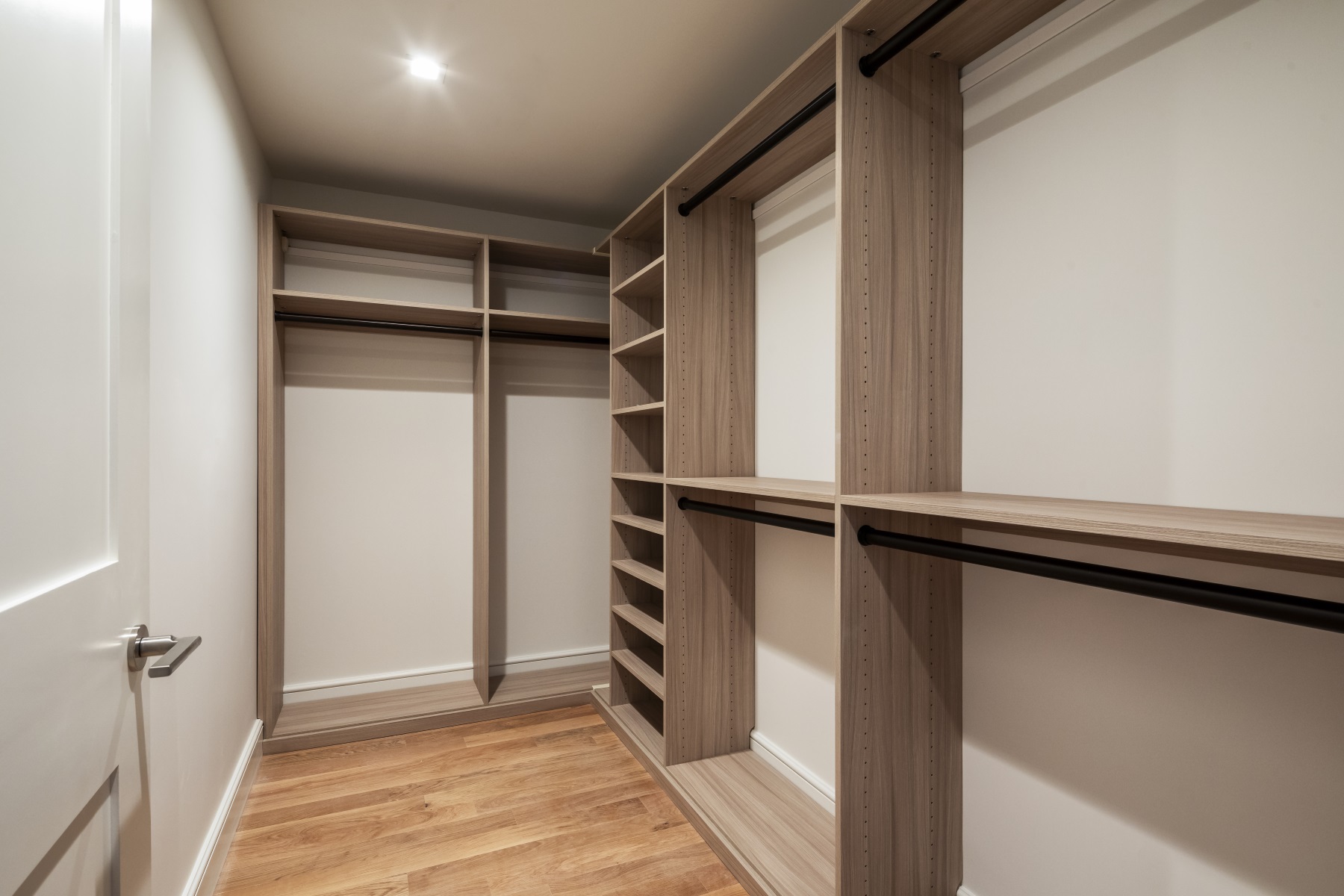 245 East 78th Street, Unit 5A Manhattan, NY 10075 - Photo 6 of 14 a view of walk in closet with empty racks