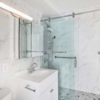 $1,550,000 | 340 East 64th Street, Unit 5B | Lenox Hill