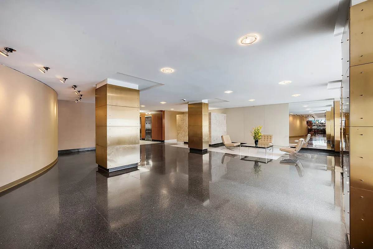 305 East 24th Street, Unit 3S Manhattan, NY 10010 - Photo 6 of 8