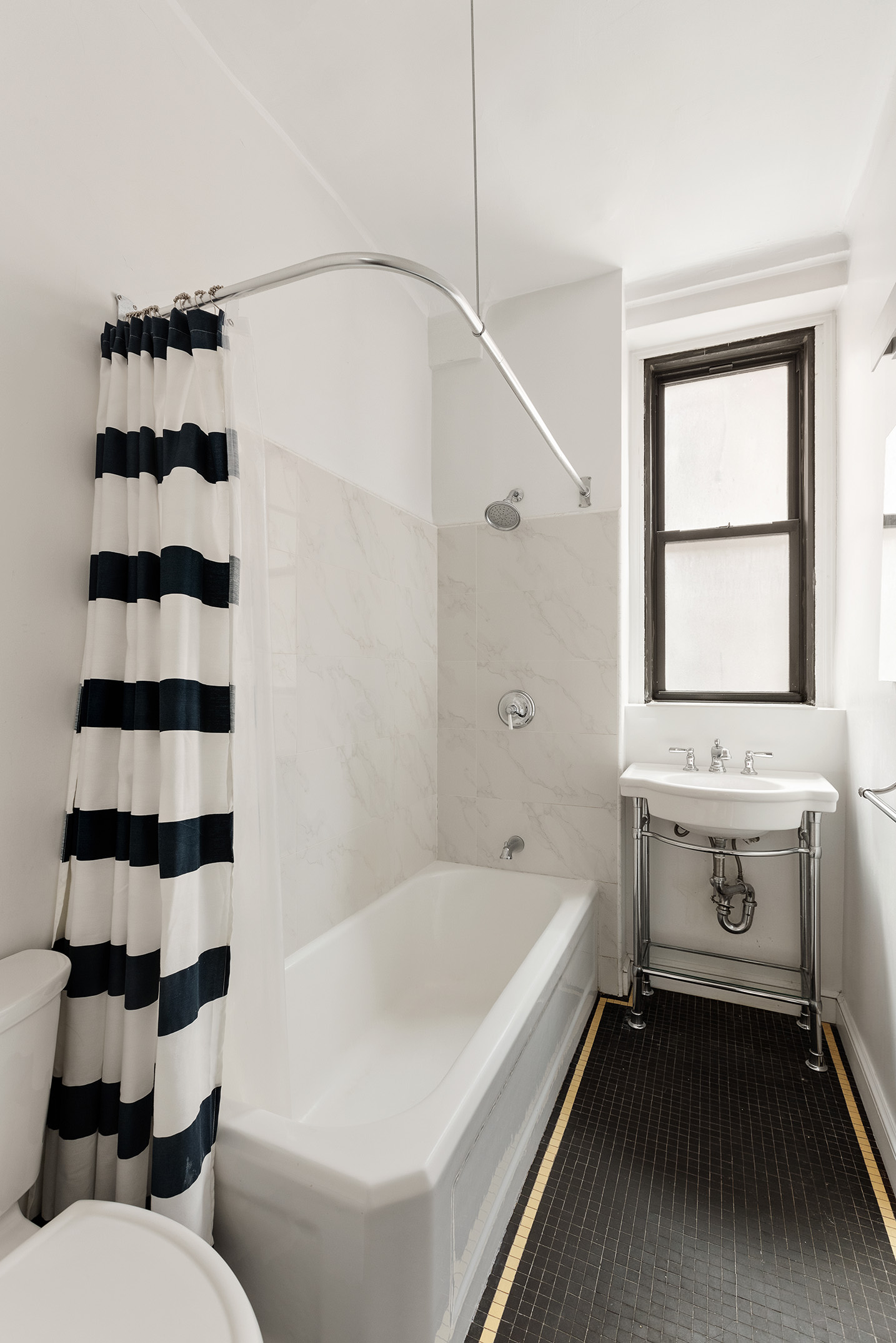 504-510 West 110th Street, Unit 3A Manhattan, NY 10025 - Photo 11 of 12