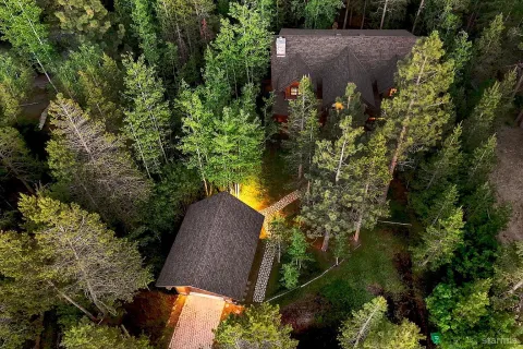 $3,290,000 | 3838 Meadow Road, South Lake Tahoe, CA 96150