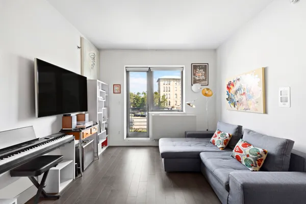 $3,650 | 100 Maspeth Avenue, Unit 3D | East Williamsburg