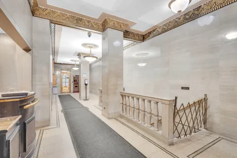 $325,000 | 142 Joralemon Street, Unit 5E | Brooklyn Heights