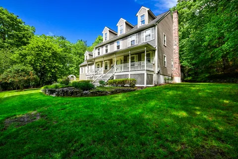 $849,000 | 48 Mill Pond Circle, Milford, MA 01757