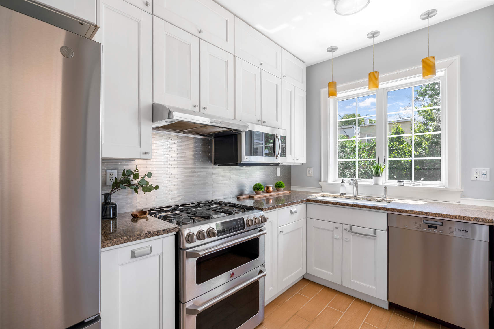 32-23 46th Street Queens, NY 11103 - Photo 4 of 18