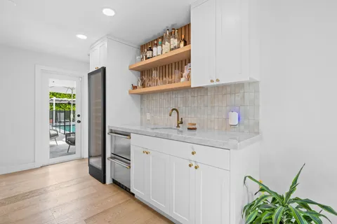 $1,599,000 | 44 Fort Royal Isle, Fort Lauderdale, FL 33308