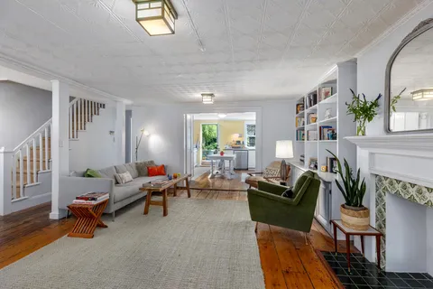$10,250 | 122 Kane Street, Unit 1 | Cobble Hill