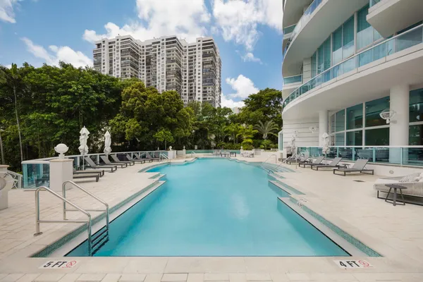 $1,600,000 | 2127 Brickell Avenue, Unit 1805, Miami, FL 33129