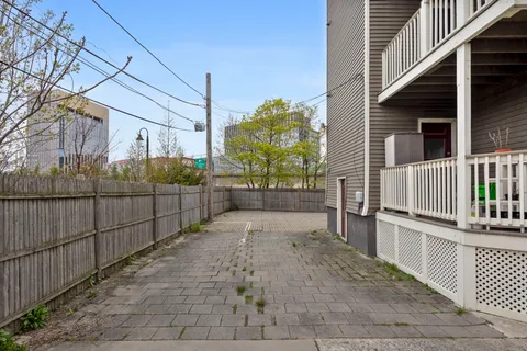 $620,000 | 20 Connecticut Avenue, Unit 2, Somerville, MA 02145