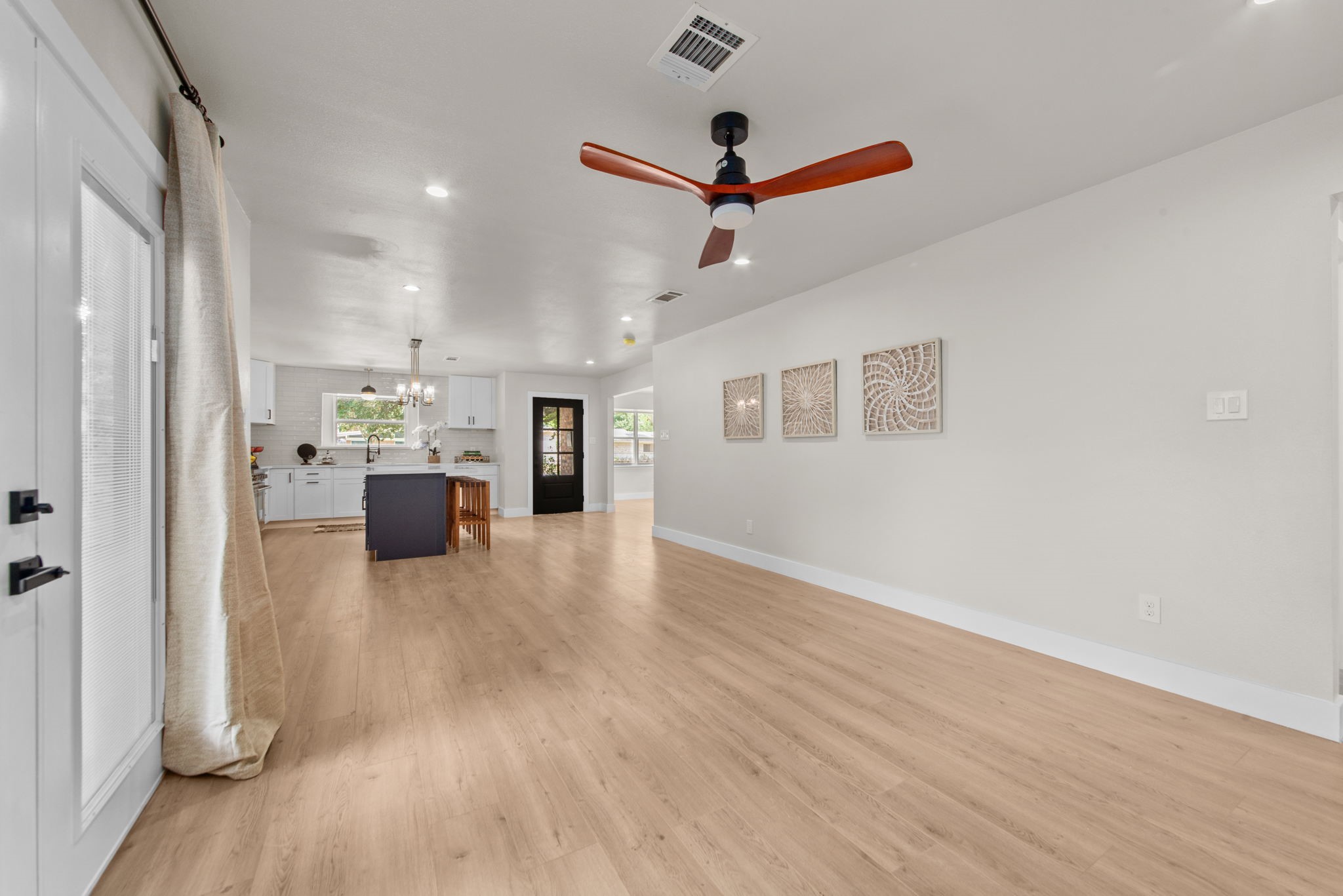 1707 Southwick Street Houston, TX 77080 - Photo 9 of 17