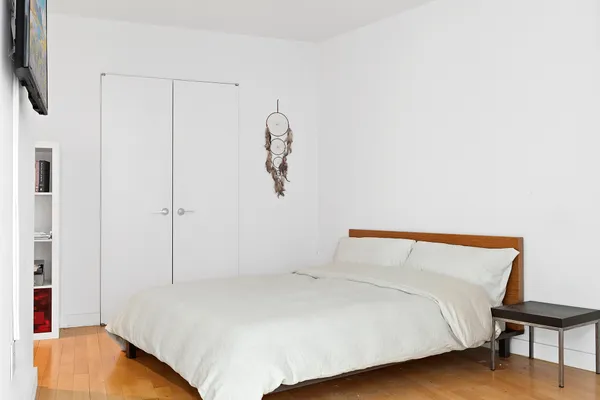 $5,200 | 15 Broad Street, Unit 1601 | Financial District