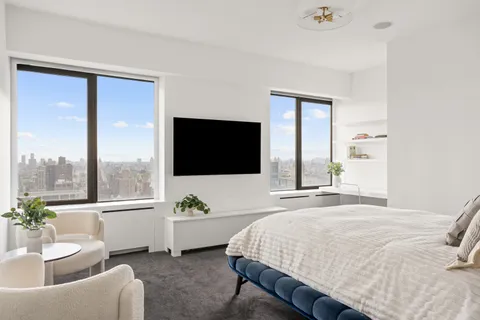 $8,950,000 | 422 East 72nd Street, Unit 40B/41AB | Lenox Hill