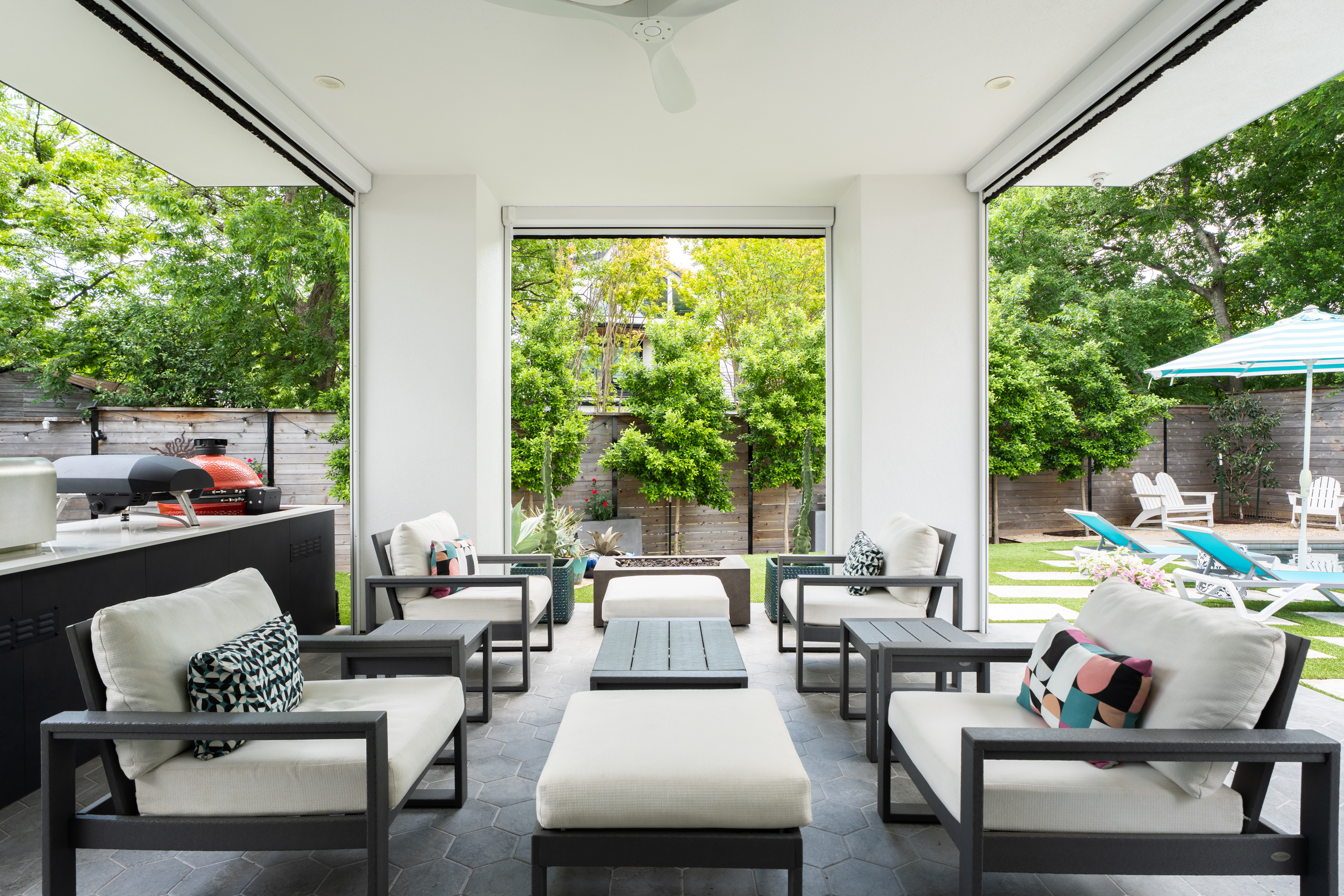 Address Upon Request Austin, TX 78704 - Photo 23 of 27 a living room with furniture and a window