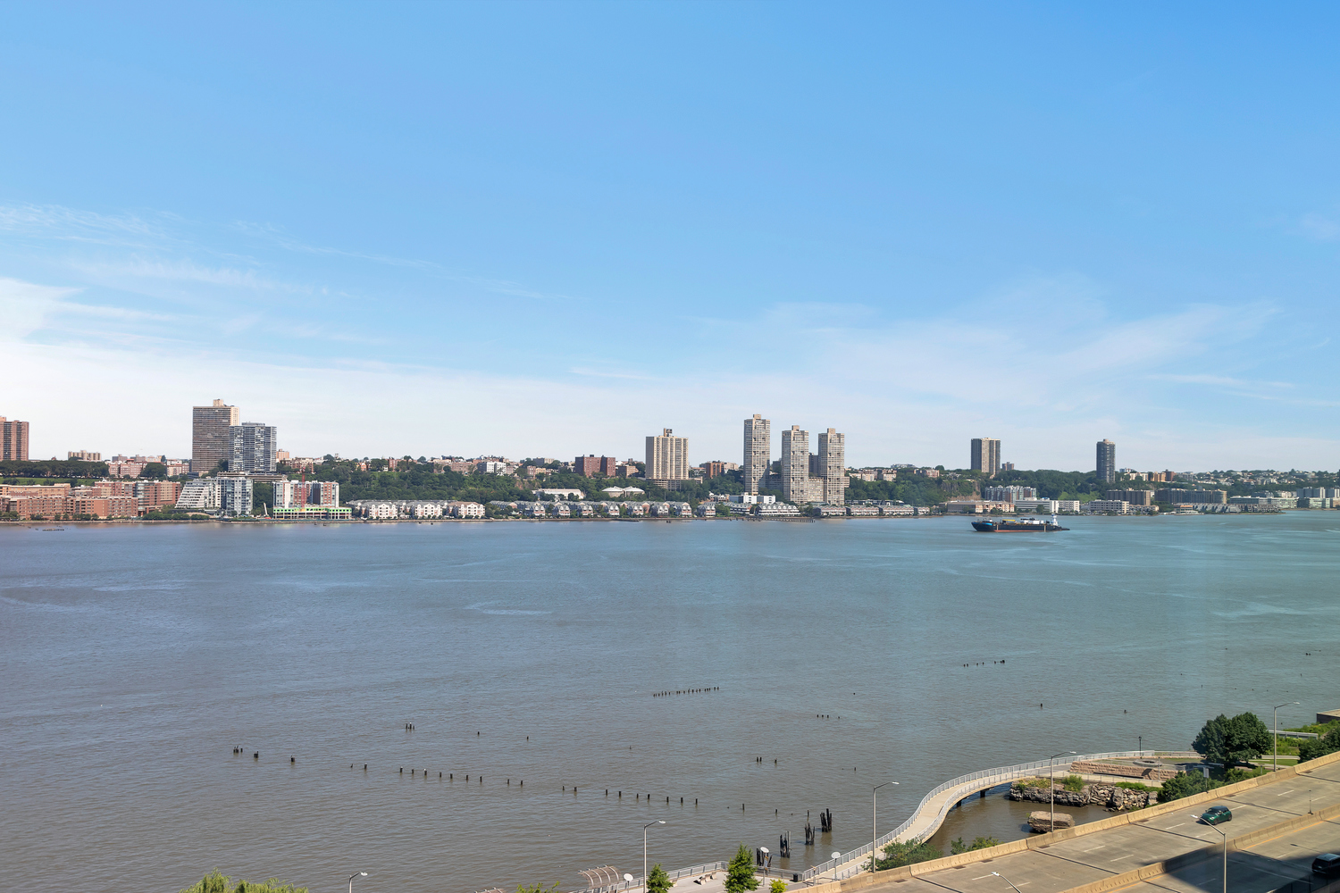 30 Riverside Boulevard, Unit 1414 Manhattan, NY 10069 - Photo 4 of 25 a view of a city and a lake view