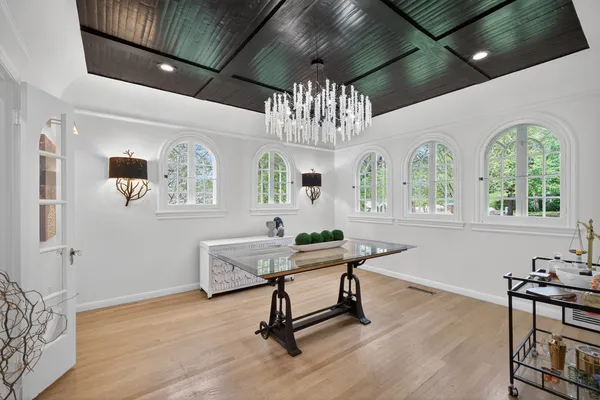 $1,195,000 | 6802 Clayton Avenue, Dallas, TX 75214