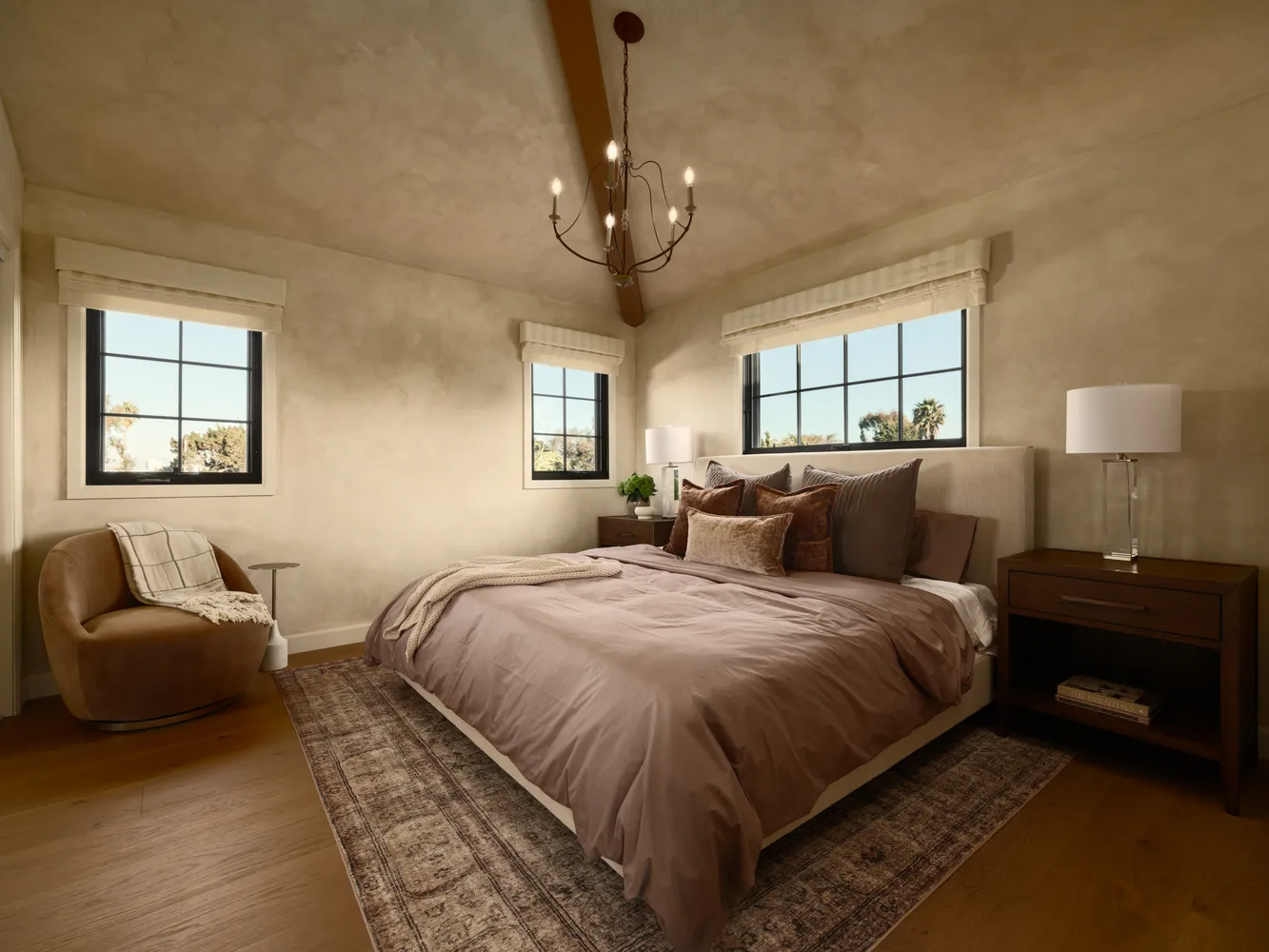 $5,000,000 | 8901 Nottingham Place, La Jolla, CA 92037