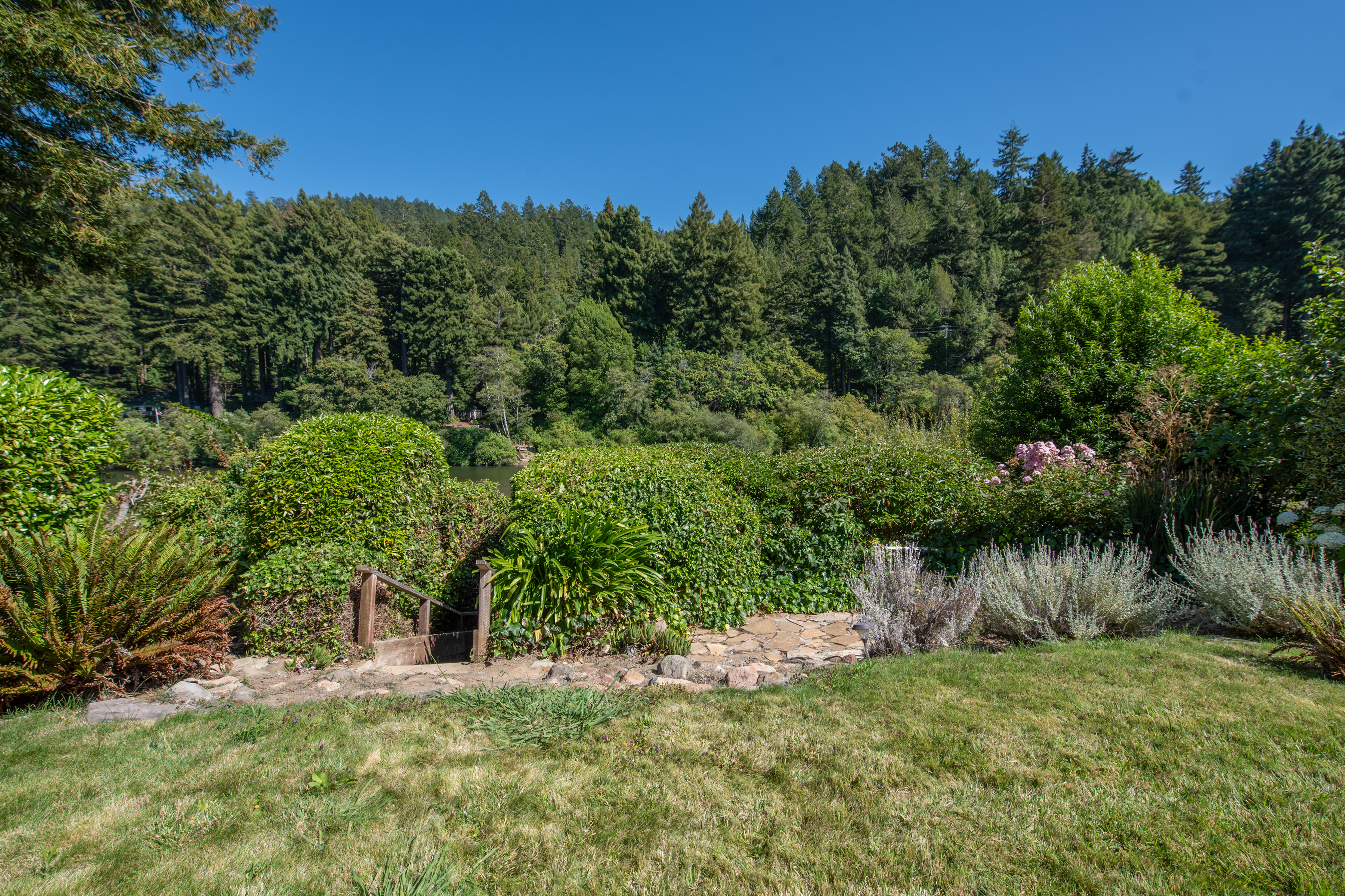22753 Sylvan Way Monte Rio, CA 95462 - Photo 12 of 31 Gallery Image 12