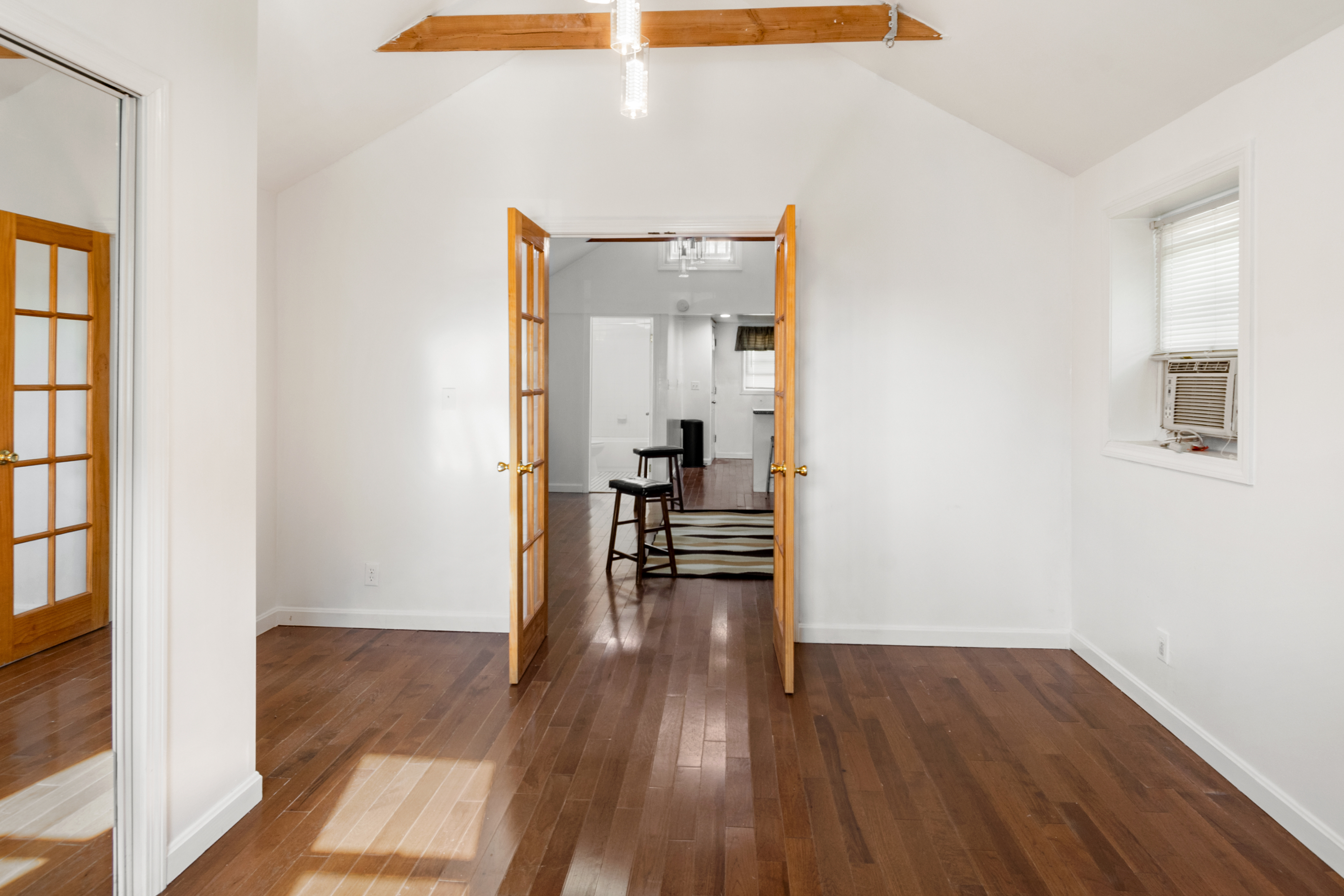 6 Schuyler Terrace Bronx, NY 10465 - Photo 11 of 27