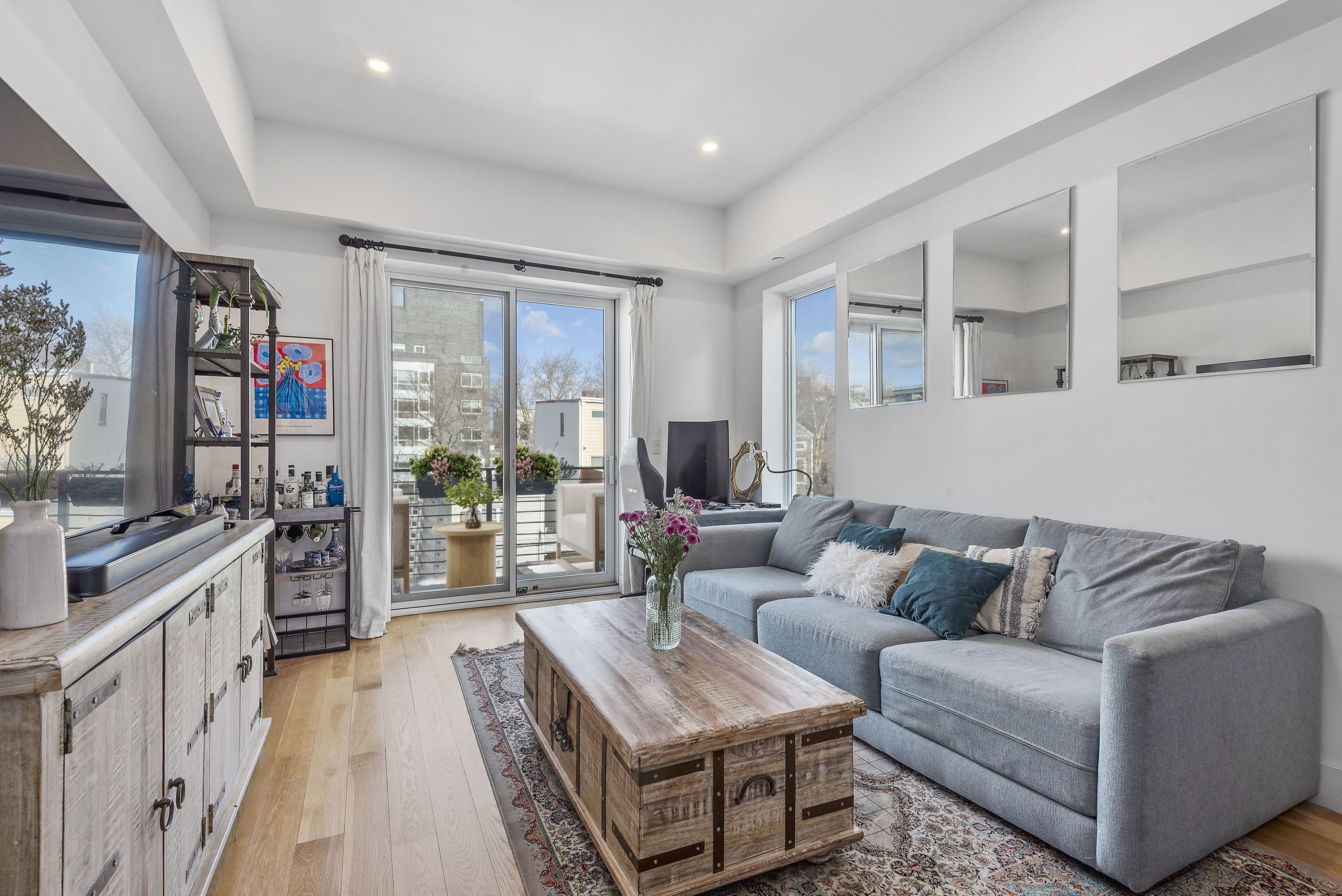 21 Powers Street, Unit 3D Brooklyn, NY 11211 - Photo 2 of 10