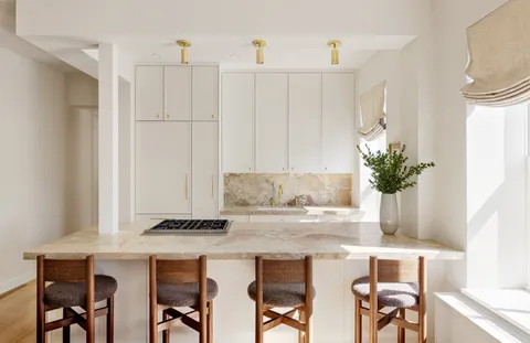 $2,995,000 | 99 Bank Street, Unit 3H | West Village