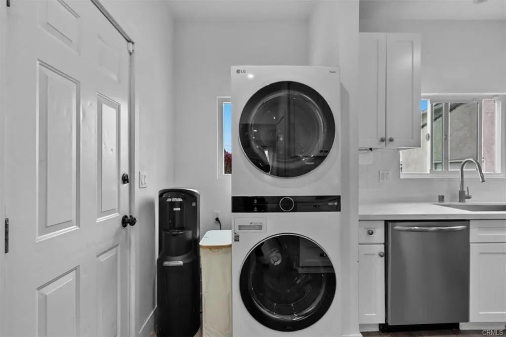 $595,000 | 354 East 111th Street, Los Angeles, CA 90061