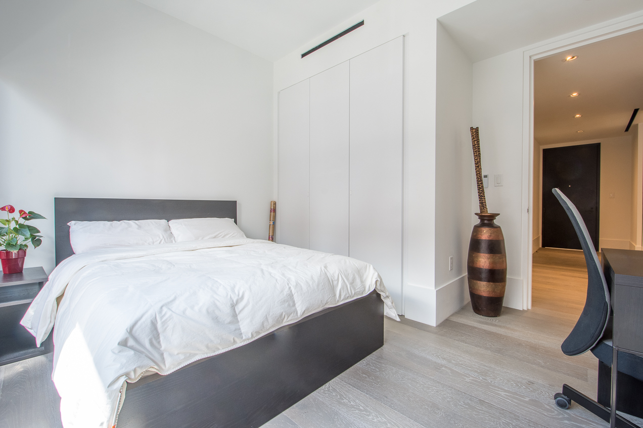 429 Kent Avenue, Unit 301 Brooklyn, NY 11249 - Photo 7 of 16