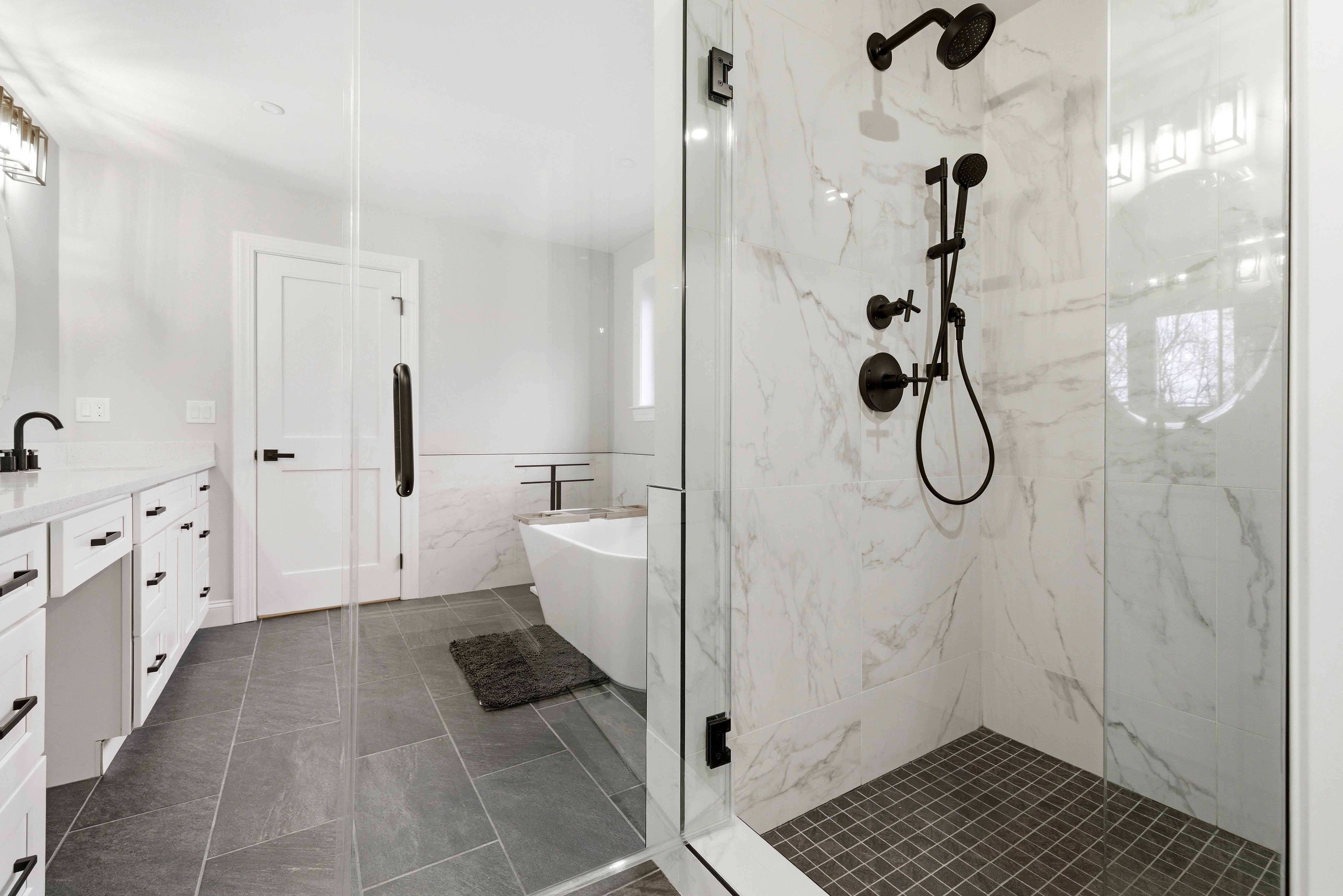 41 Peach Orchard Road Burlington, MA 01803 - Photo 9 of 15 a bathroom with a bathtub and shower