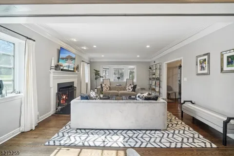 $1,695,000 | 116-118 Wyoming Avenue, Maplewood, NJ 07040