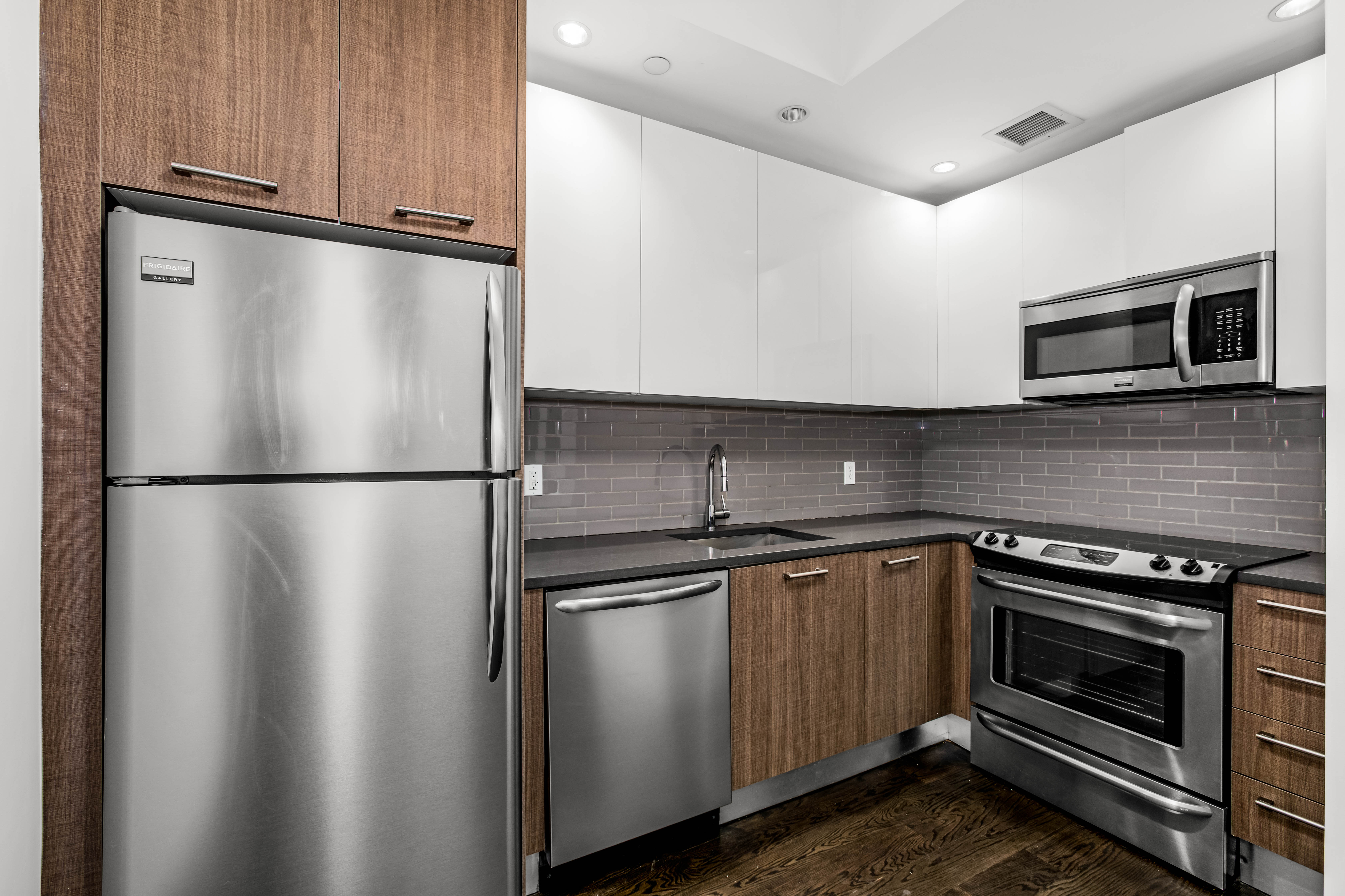 363 Prospect Place, Unit 1K Brooklyn, NY 11238 - Photo 3 of 7