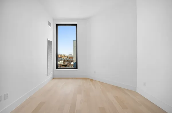 $8,000 | 111 Montgomery Street, Unit 12L | Crown Heights