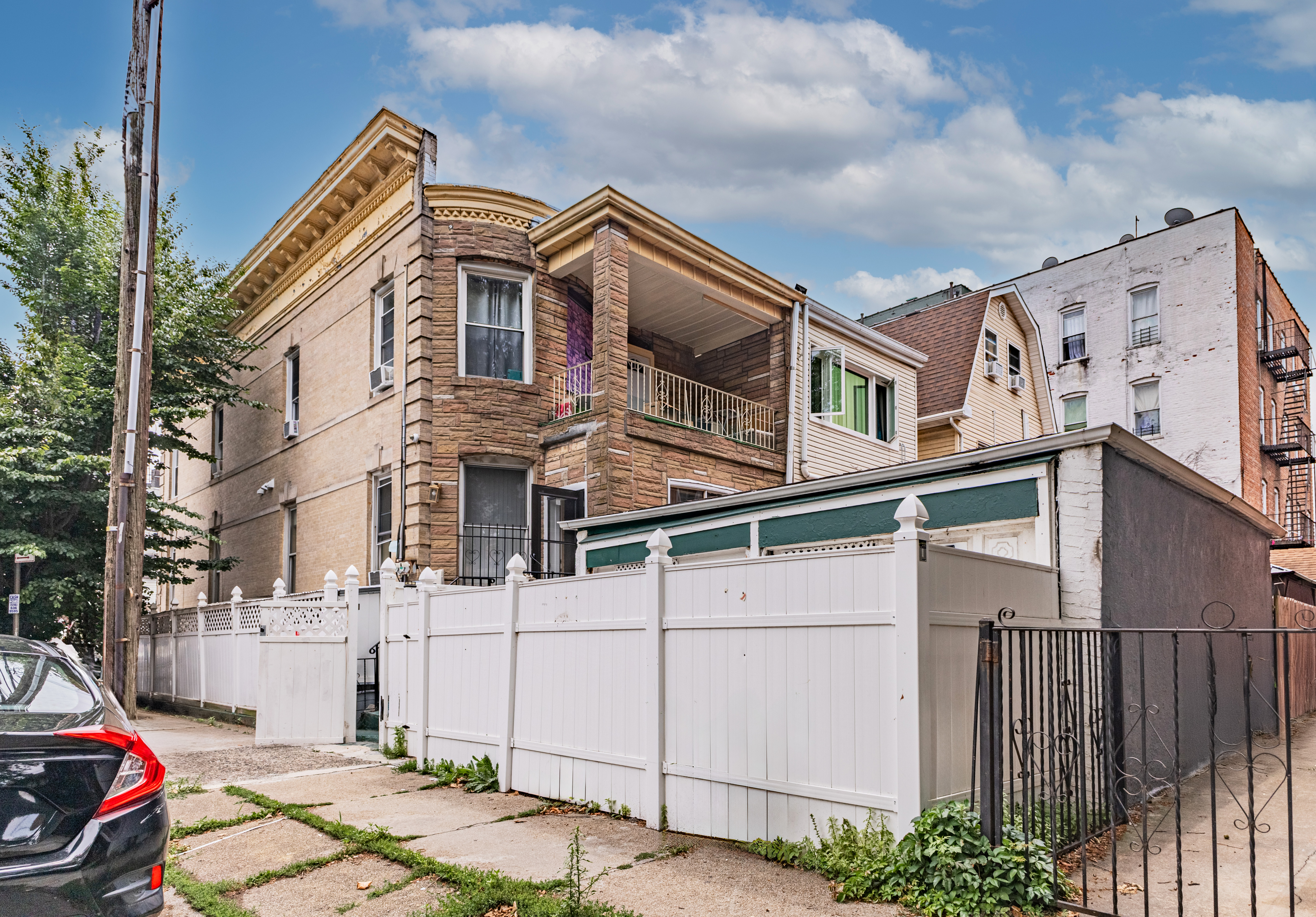 27 Hubbard Place Brooklyn, NY 11210 - Photo 17 of 21