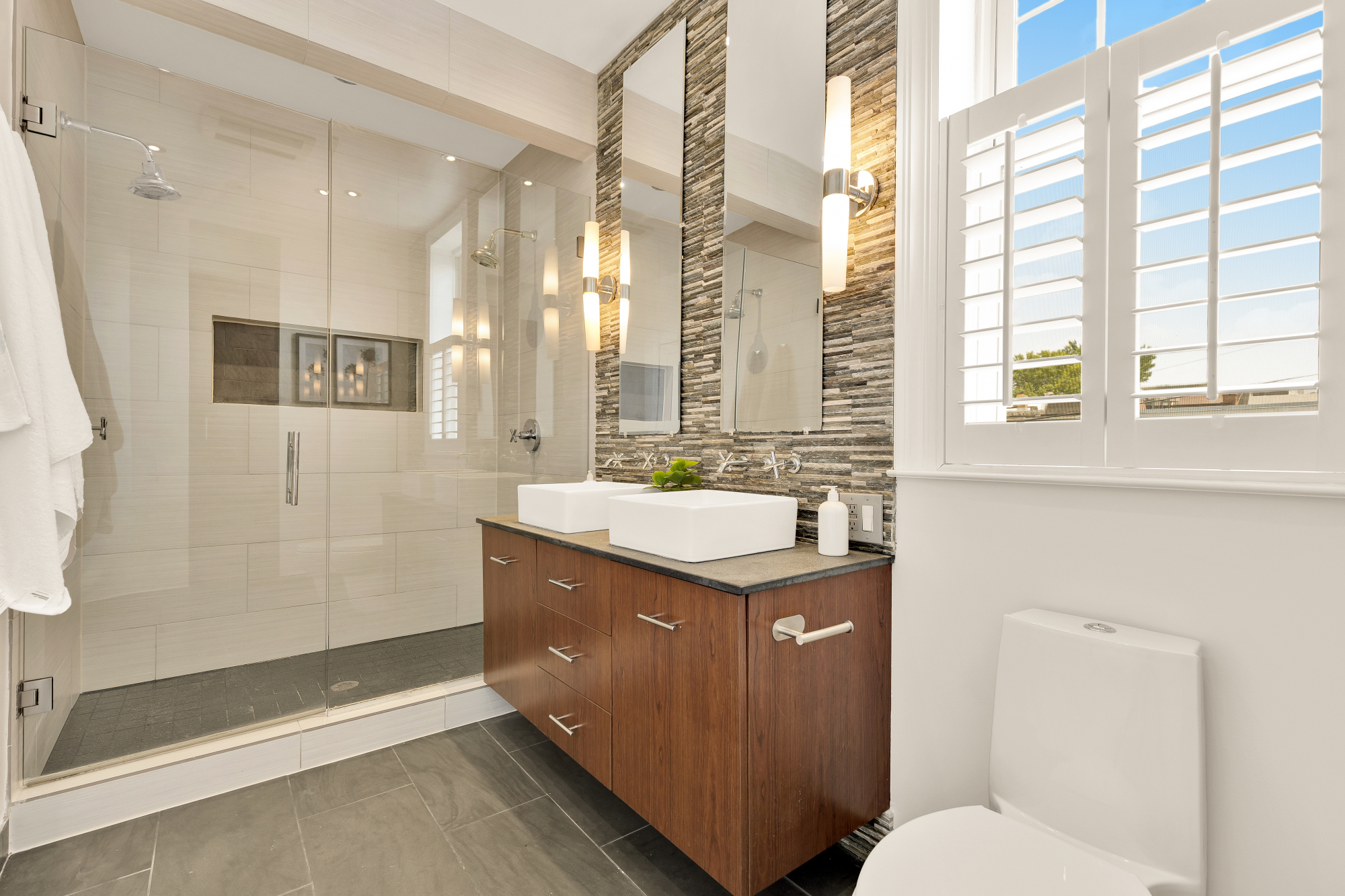 1430 K Street Southeast Washington, DC 20003 - Photo 15 of 28