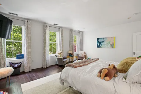 Contact Agent | 1442 Q Street Northwest, Washington, DC 20009