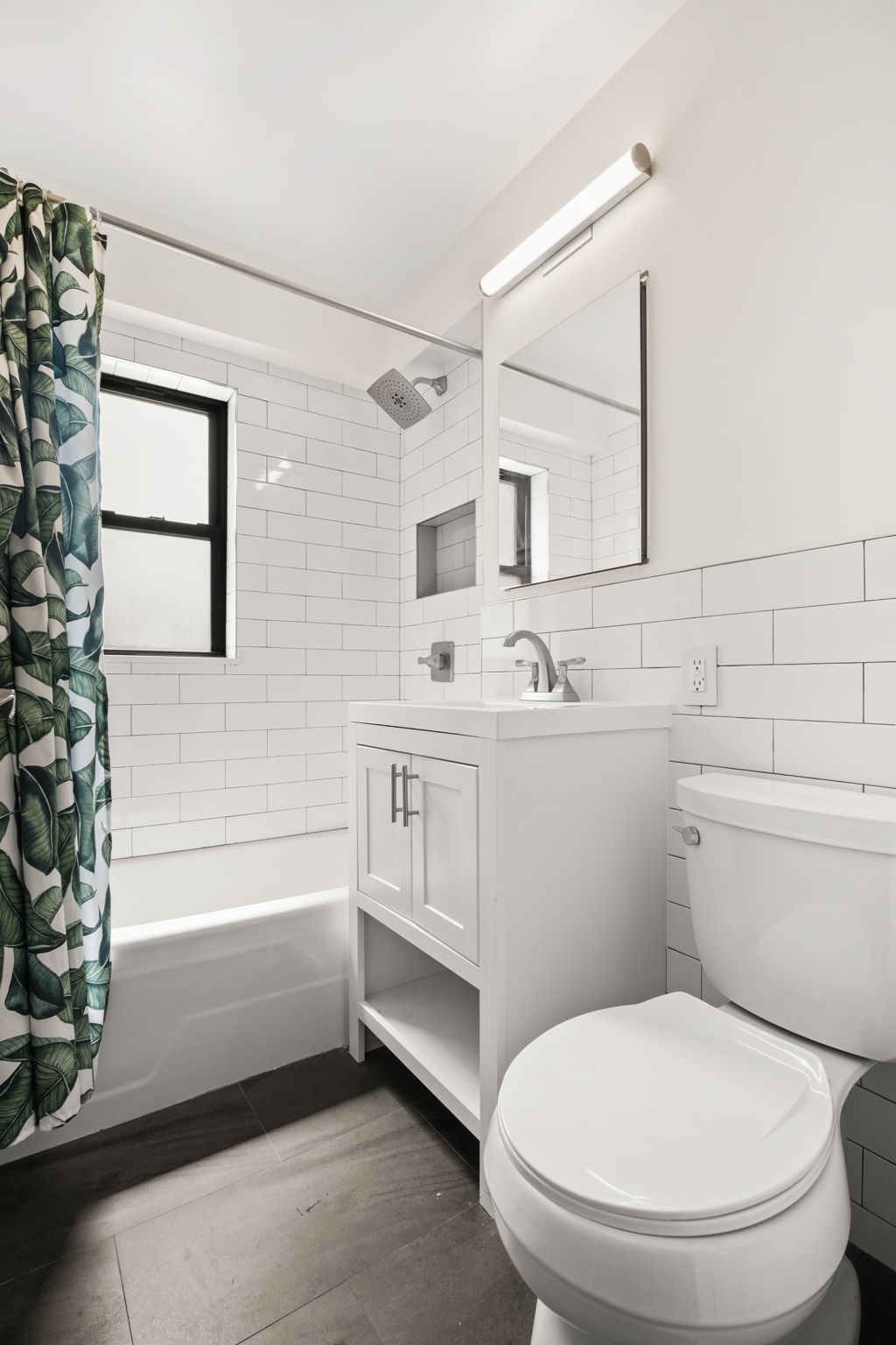 520 East 81st Street, Unit 9H Manhattan, NY 10028 - Photo 5 of 9