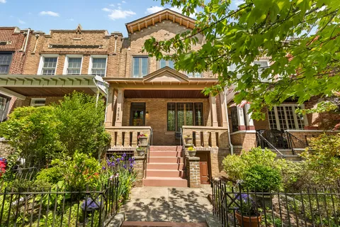 $2,900,000 | 573 16th Street | Windsor Terrace