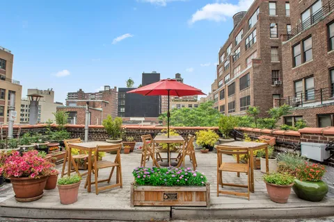 $849,000 | 225 West 25th Street, Unit 5K | Chelsea