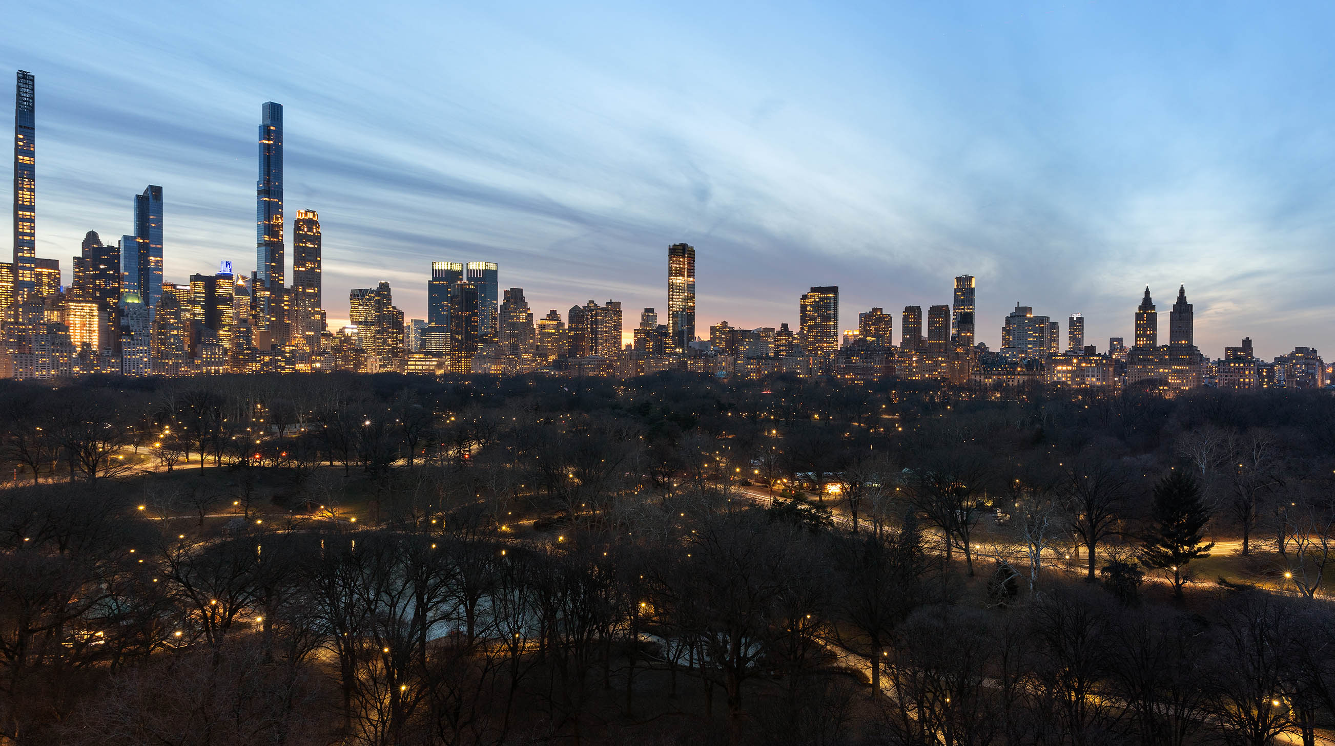 953 5th Avenue, Unit PH Manhattan, NY 10075 - Photo 24 of 27 a view of a city