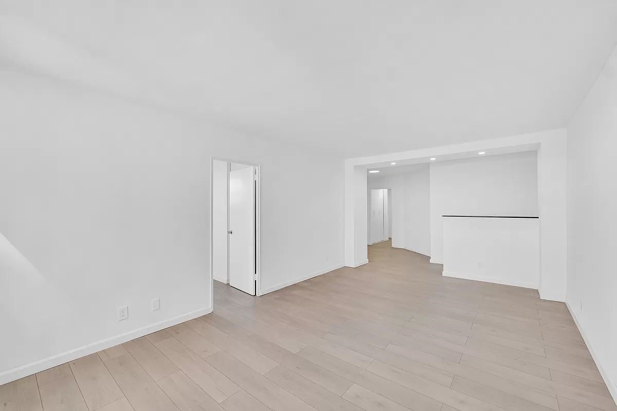 5900 Arlington Avenue, Unit 8X Bronx, NY 10471 - Photo 2 of 2