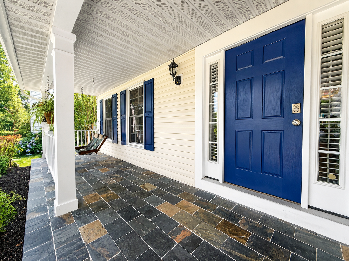 Roundabout Way Springfield, VA 22153 - Photo 3 of 13