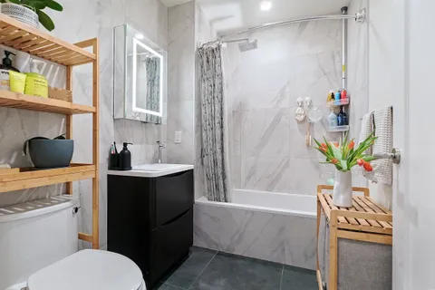 $670,000 | 401 Rutland Road, Unit 2C | Wingate