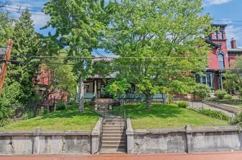 $450,000 | Pennsylvania Avenue, Pittsburgh, PA 15233