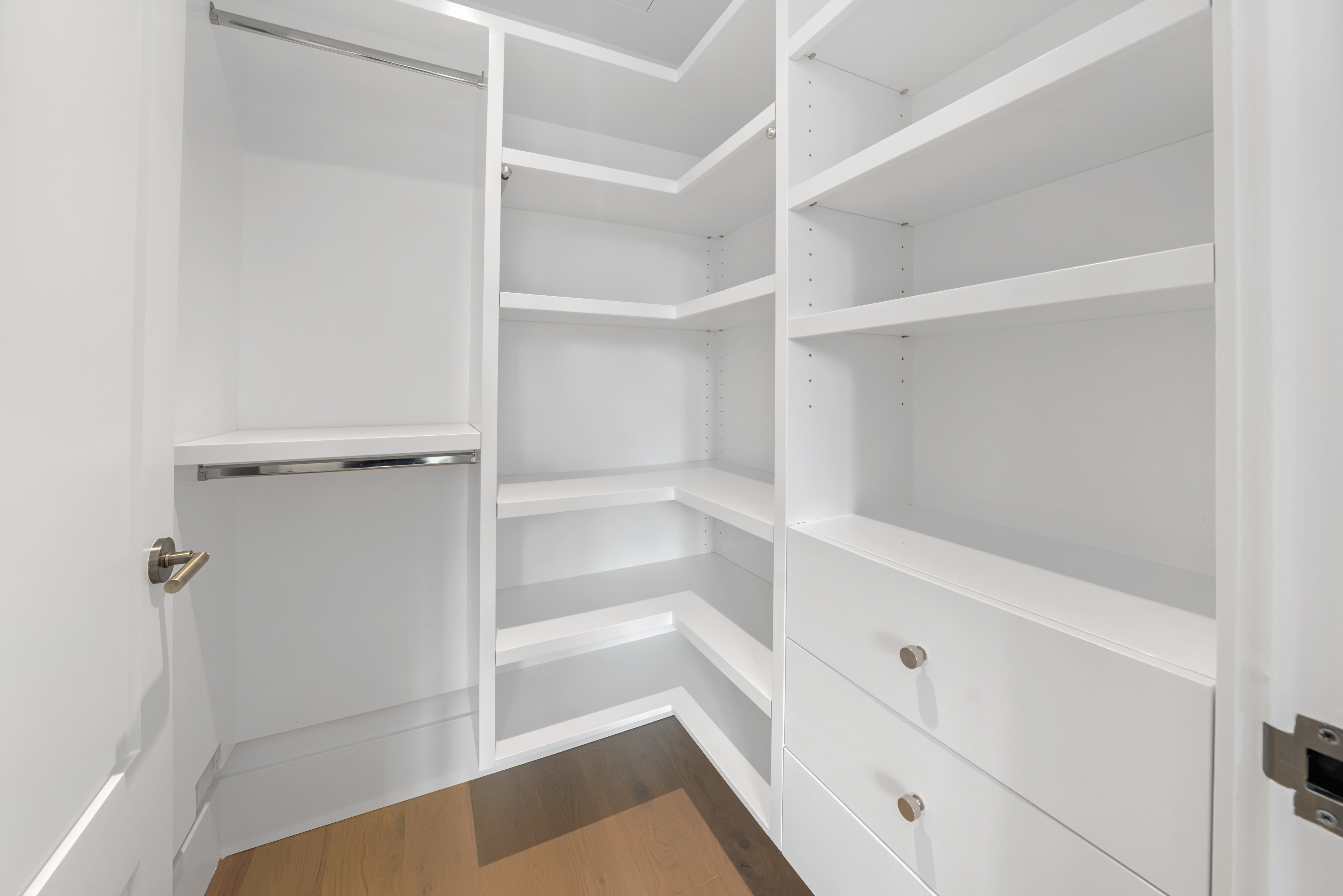 2505 Broadway, Unit 7C Manhattan, NY 10025 - Photo 8 of 19 Gallery Image 8