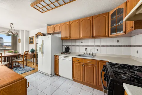 $599,000 | 70-31 108th Street, Unit 6E | Forest Hills