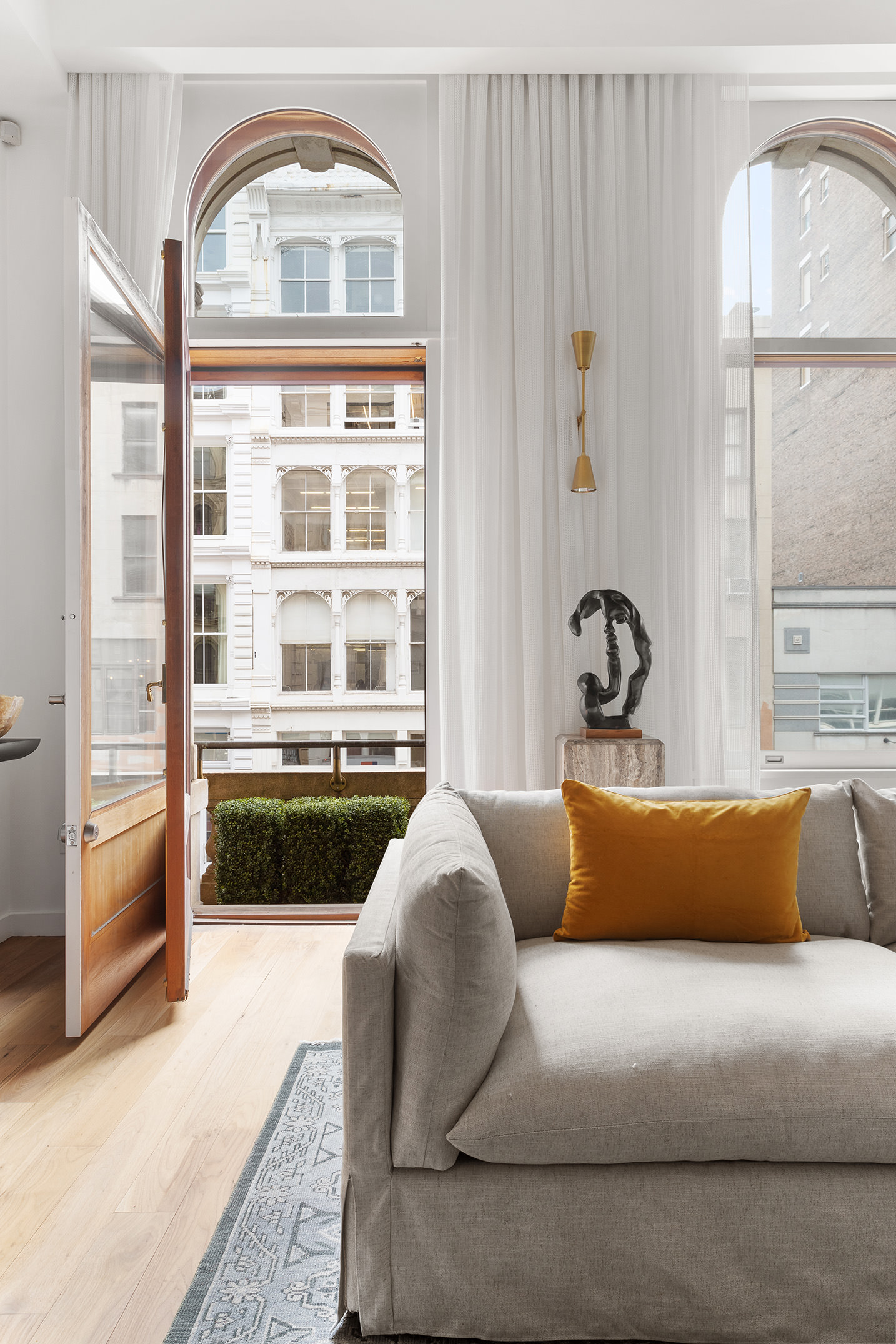 22 Mercer Street, Unit 2D Manhattan, NY 10013 - Photo 3 of 18