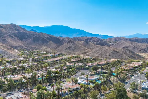 $1,235,000 | 5 Vista Loma Drive, Rancho Mirage, CA 92270